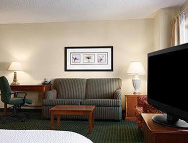 Hawthorn By Wyndham Airport Philadelphia